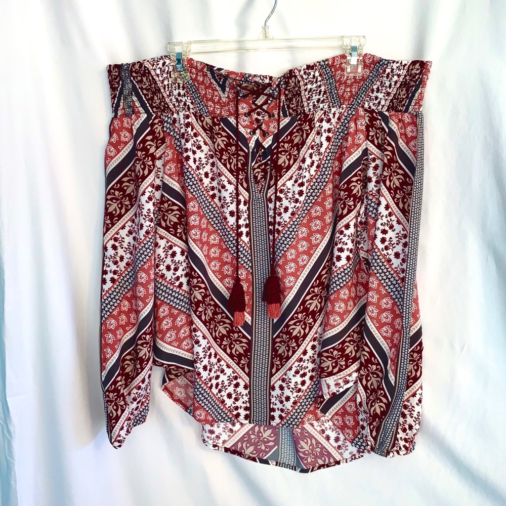 NWOT BEAUTIFUL Blouse!